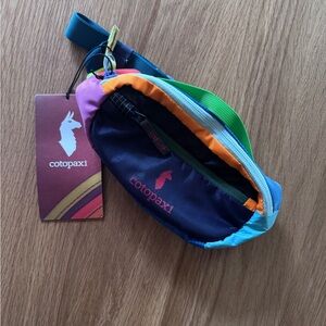 New Cotopaxi hip pack NWT